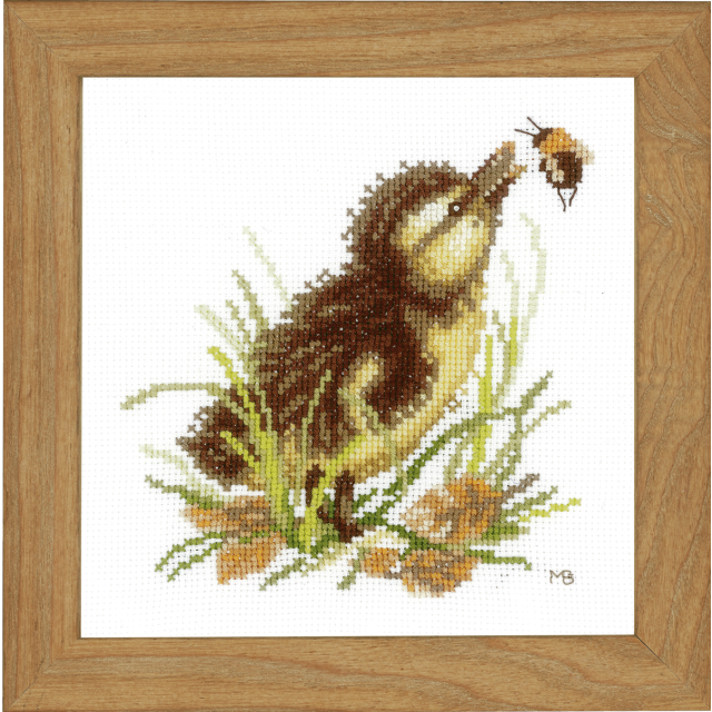 Buy Lanarte Duckling and Bumble Bee Cross Stitch Kit by World of Jewellery